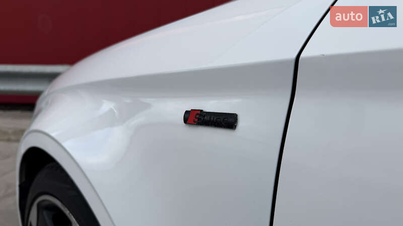 Седан Audi A3 2016 в Киеве