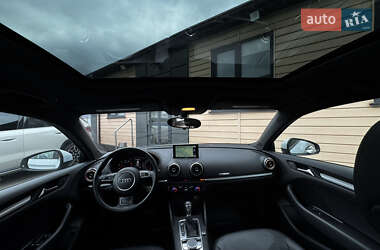 Седан Audi A3 2015 в 