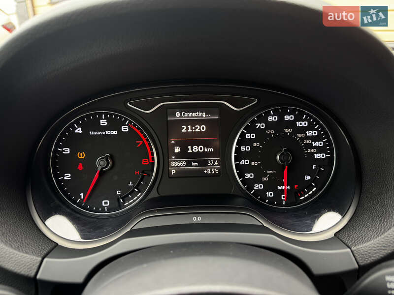 Седан Audi A3 2015 в Києві фото 35 Седан Audi A3 2015 в Києві