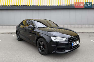 Седан Audi A3 2014 в  фото 2 Седан Audi A3 2014 в