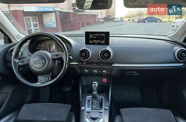 Хетчбек Audi A3 2016 в 