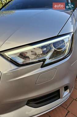Седан Audi A3 2018 в 