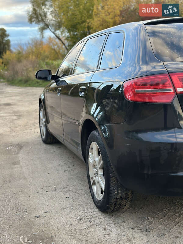 Хэтчбек Audi A3 2012 в Ровно