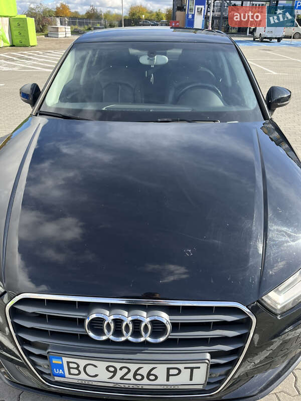 Седан Audi A3 2014 в Ивано-Франковске