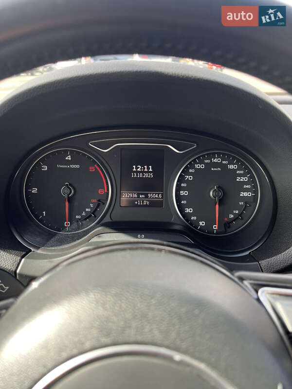 Седан Audi A3 2014 в Ивано-Франковске