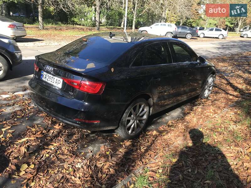 Седан Audi A3 2015 в Киеве