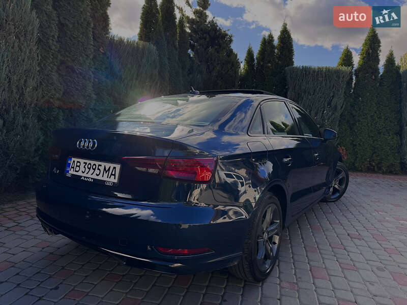 Седан Audi A3 2017 в Виннице