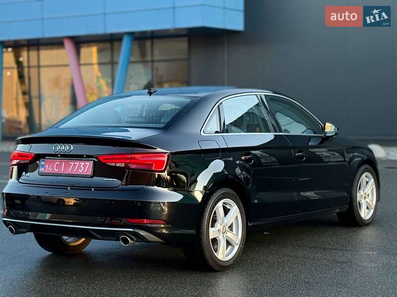 Седан Audi A3 2020 в Киеве
