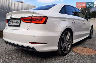 Хетчбек Audi A3 2015 в 