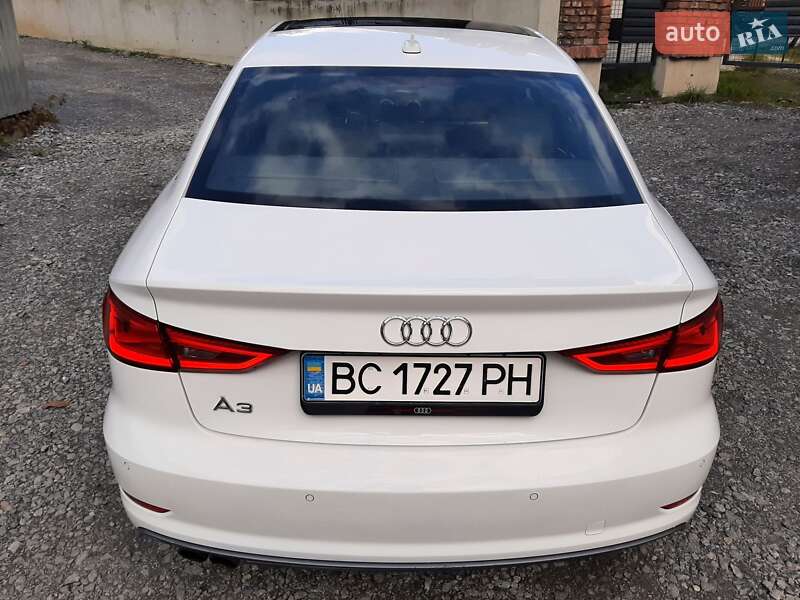 Хэтчбек Audi A3 2015 в Львове