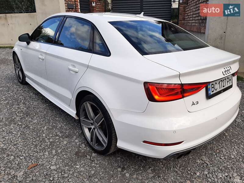 Хэтчбек Audi A3 2015 в Львове