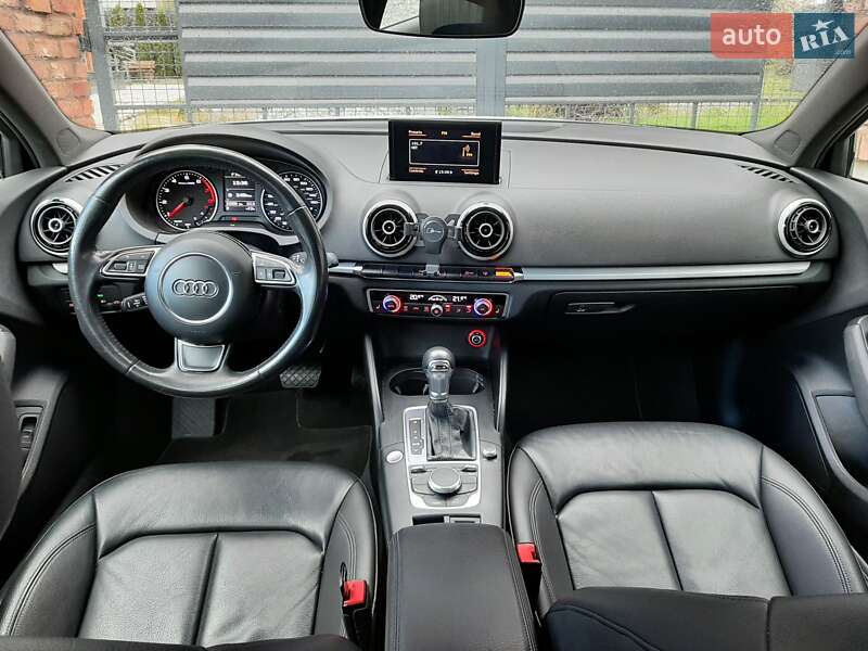 Хэтчбек Audi A3 2015 в Львове