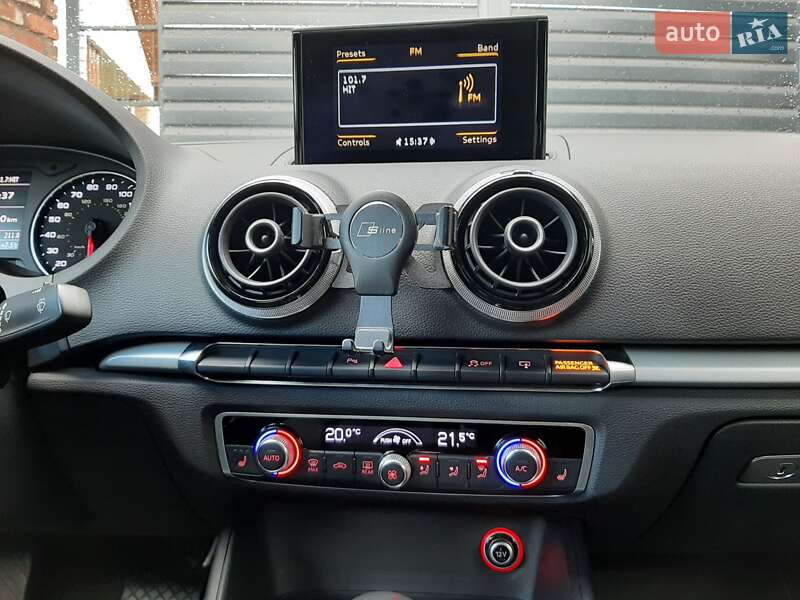 Хэтчбек Audi A3 2015 в Львове