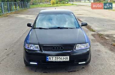 Хэтчбек Audi A3 1998 в 