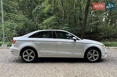 Седан Audi A3 2015 в 