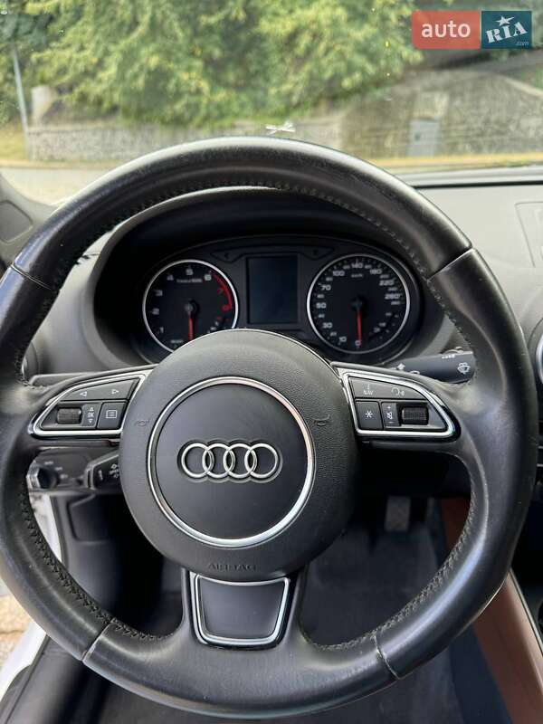 Седан Audi A3 2016 в Києві