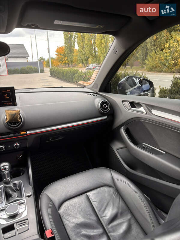 Седан Audi A3 2014 в Киеве