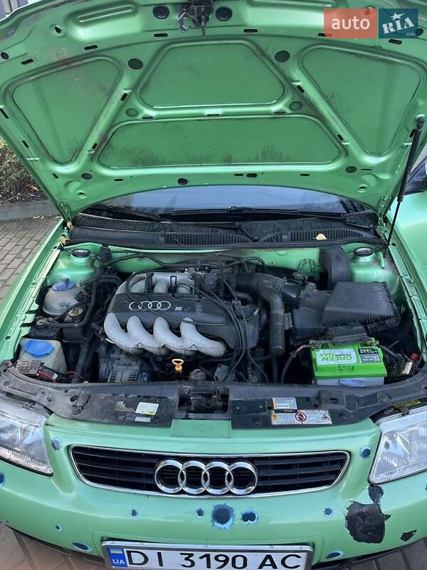 Хэтчбек Audi A3 1997 в Вишневом