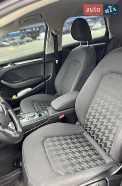 Седан Audi A3 2014 в 