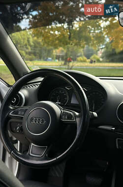 Хэтчбек Audi A3 2016 в 