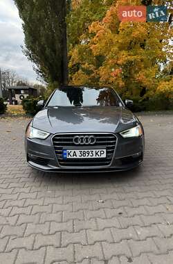 Седан Audi A3 2015 в 