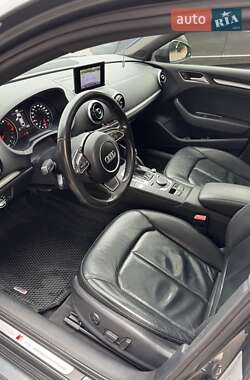 Седан Audi A3 2015 в 