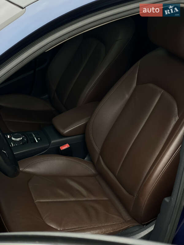 Седан Audi A3 2014 в Дніпрі