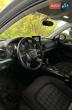 Седан Audi A3 2013 в 
