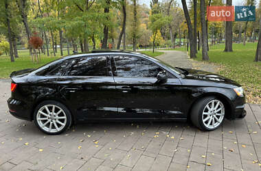 Седан Audi A3 2015 в 