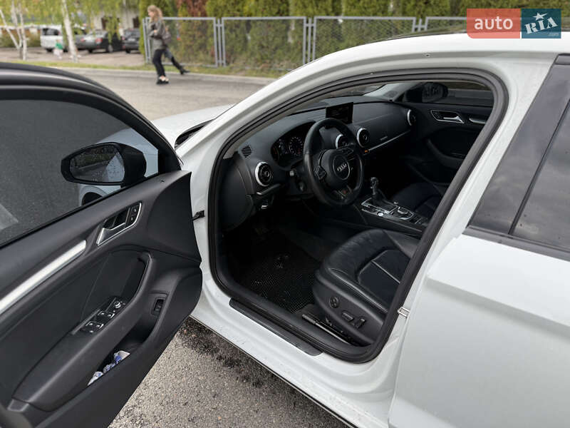 Седан Audi A3 2015 в Черкассах