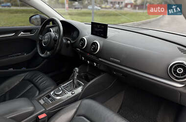 Седан Audi A3 2015 в 