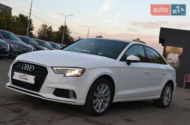 Седан Audi A3 2017 в 