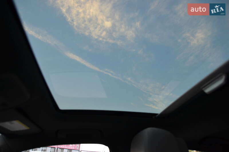 Седан Audi A3 2017 в Луцке