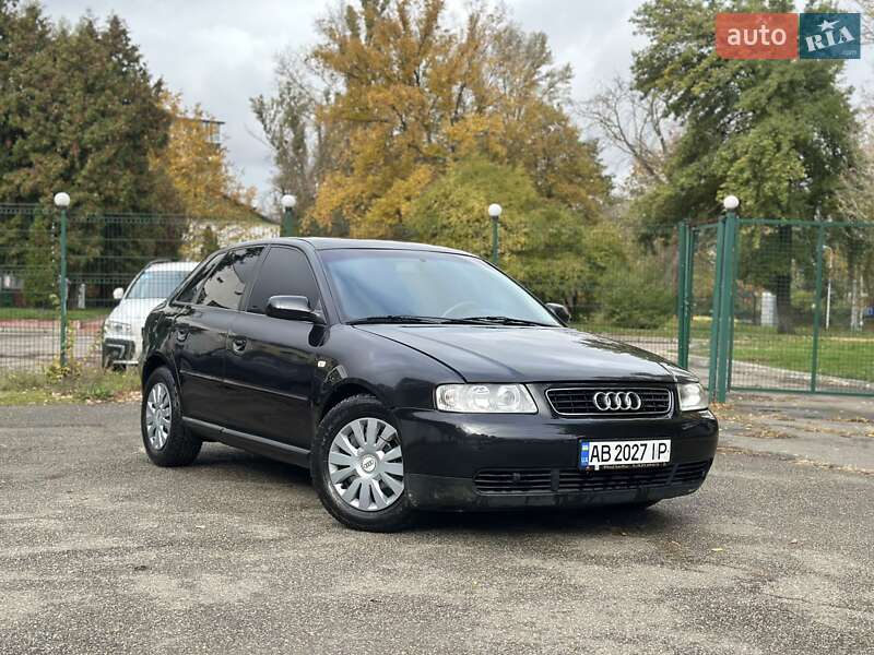 Хэтчбек Audi A3 2002 в Киеве