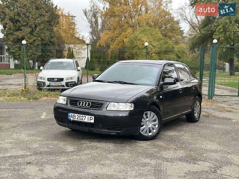 Хэтчбек Audi A3 2002 в Киеве