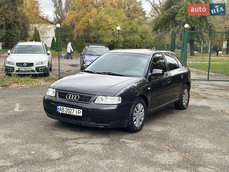 Хэтчбек Audi A3 2002 в Киеве