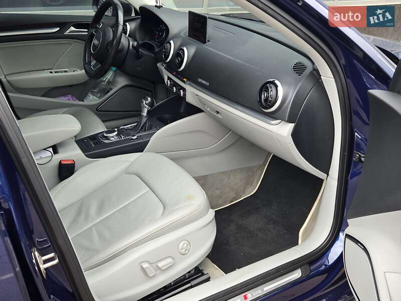 Седан Audi A3 2016 в Києві