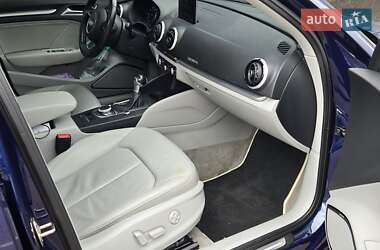 Седан Audi A3 2016 в 