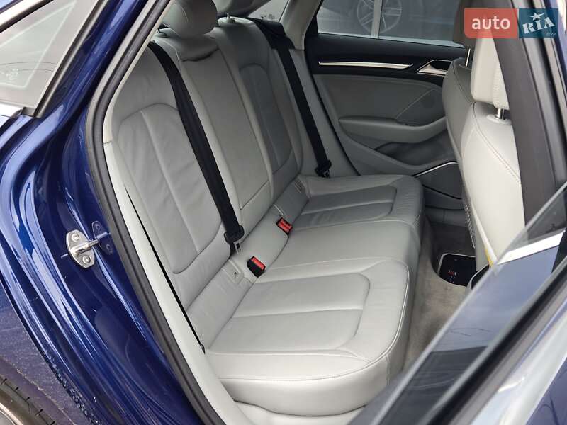 Седан Audi A3 2016 в Києві