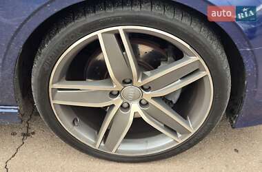 Седан Audi A3 2016 в 