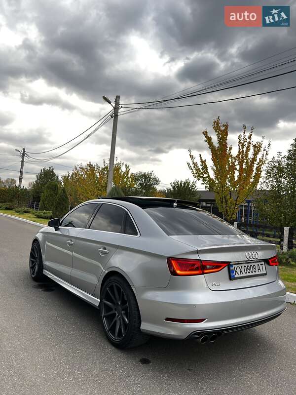 Седан Audi A3 2016 в Харкові