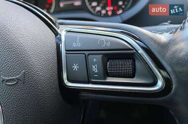 Седан Audi A3 2014 в  фото 58 Седан Audi A3 2014 в