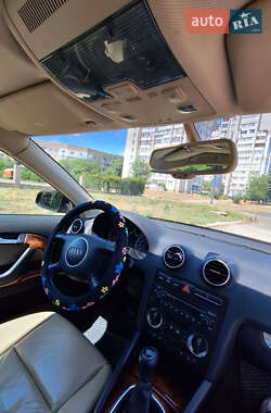 Хетчбек Audi A3 2004 в  фото 9 Хетчбек Audi A3 2004 в