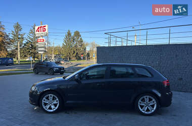 Хетчбек Audi A3 2010 в 