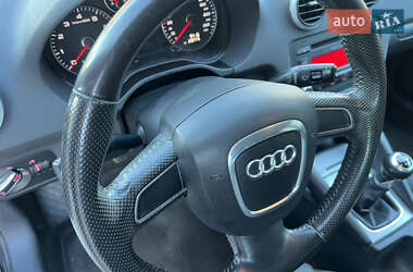 Хетчбек Audi A3 2010 в 