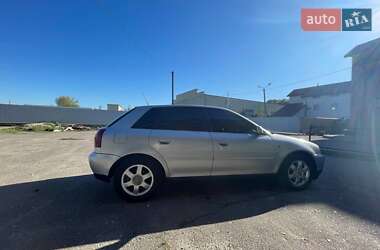 Хетчбек Audi A3 1999 в 
