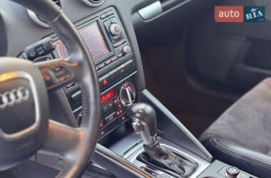 Хэтчбек Audi A3 2010 в 