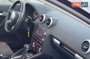 Хэтчбек Audi A3 2010 в 