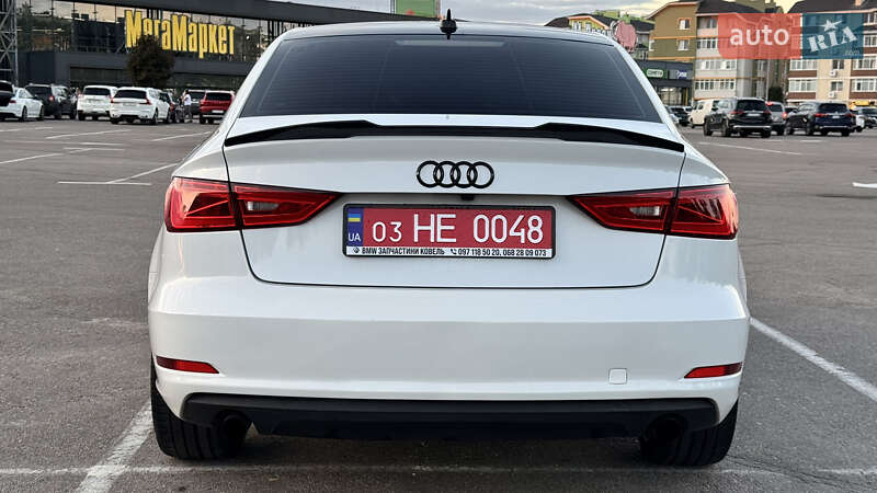 Седан Audi A3 2015 в Києві