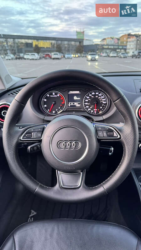 Седан Audi A3 2015 в Києві